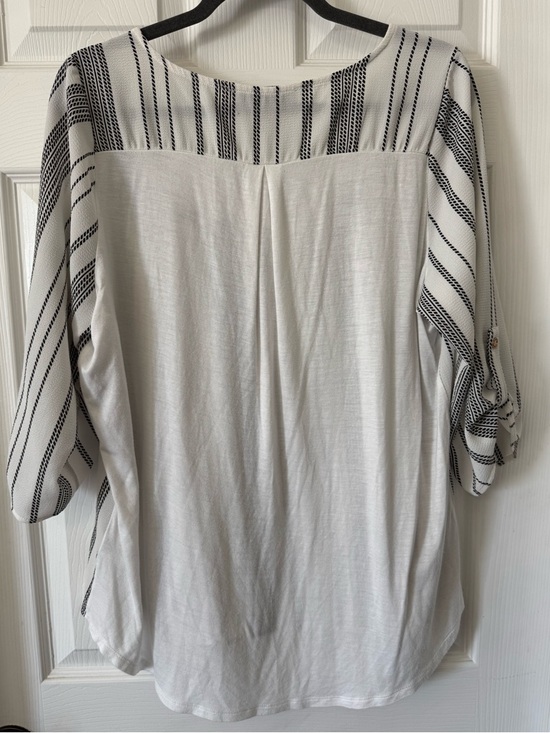 Tempted Hearts Los Angeles Striped Zip Front Blouse Size 1X Roll Tab Sleeve - Picture 3 of 7